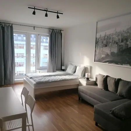 Brand New Studio Apartment #71 With Free Secure Parking In The Center Prague Exterior photo