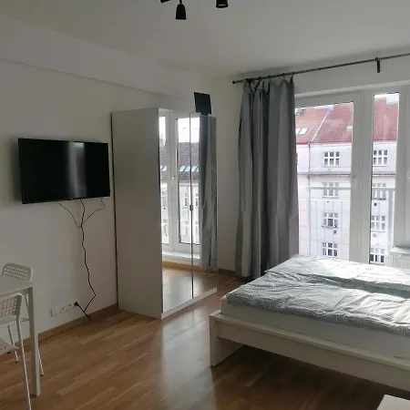 Brand New Studio Apartment #71 With Free Secure Parking In The Center Prague Exterior photo