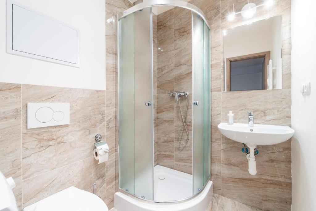 Brand New #71 With Free Secure Parking In The Center Apartmán Praha
